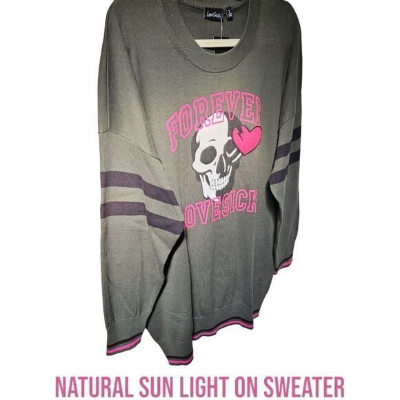 TORRID LOVESICK Plus Size Warm Crew Neck Skull Heart Graphic Sweater 3X - Picture 6 of 16